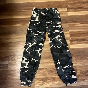 camo pants